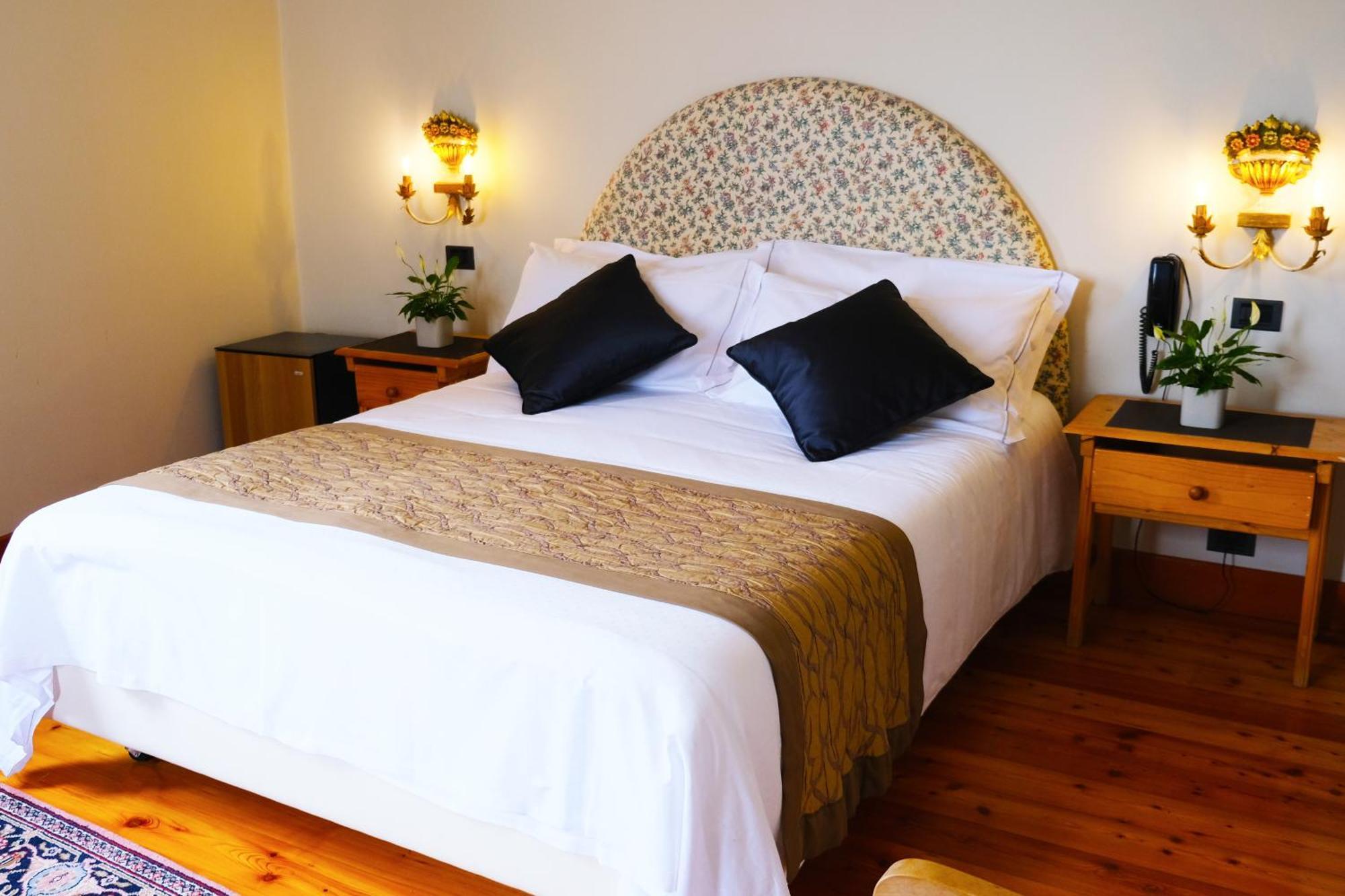Hotel Villa Ca Damiani Caneva Buitenkant foto