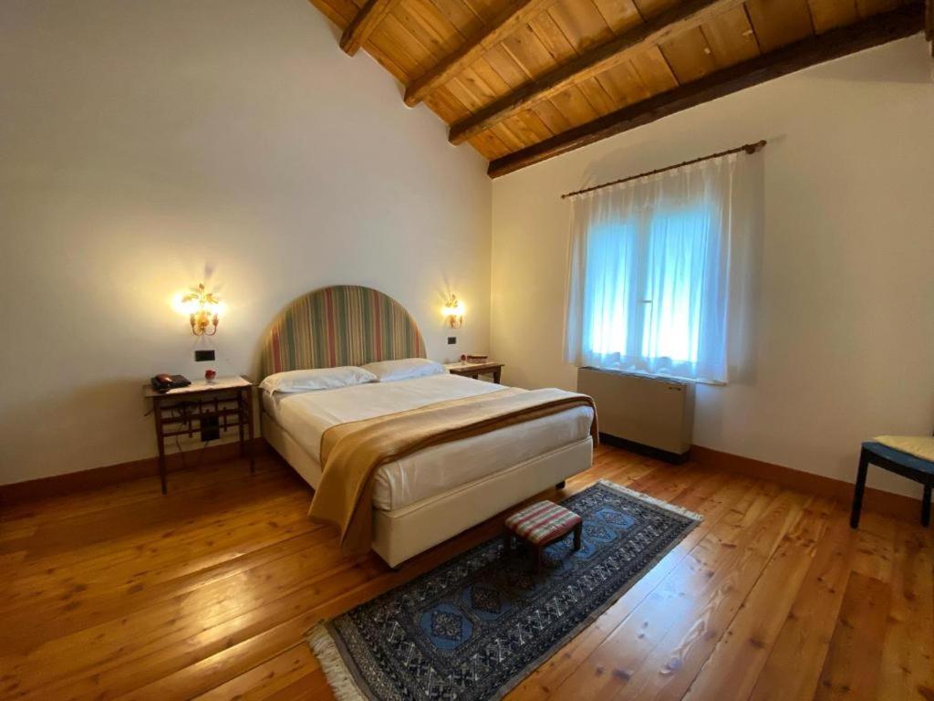 Hotel Villa Ca Damiani Caneva Buitenkant foto